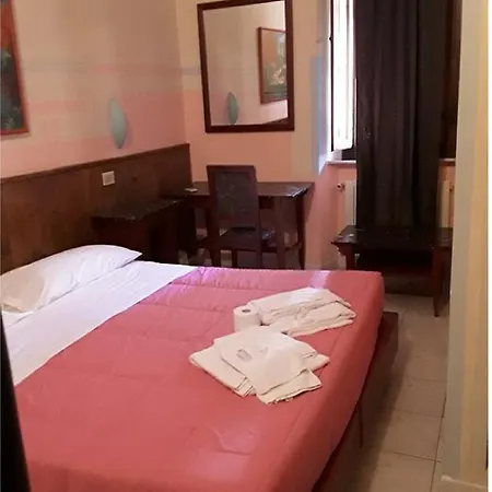 Maida Hotel *